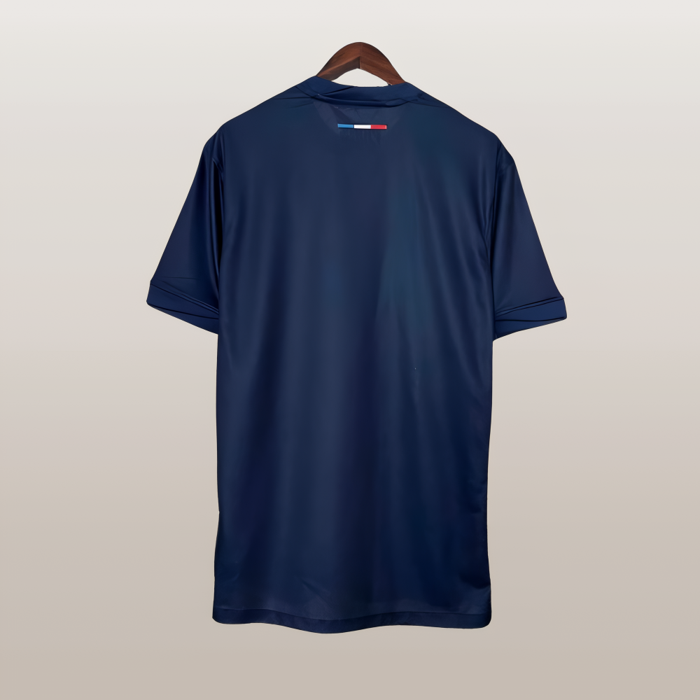 24/25 Paris Saint-Germain Home Kit