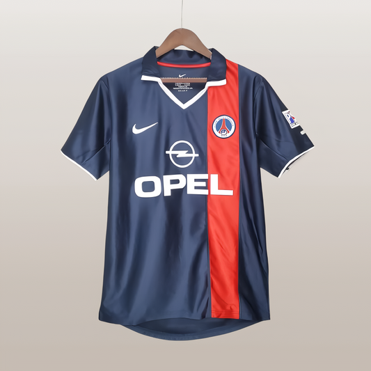 2001/2002 Paris Saint-Germain Home Kit